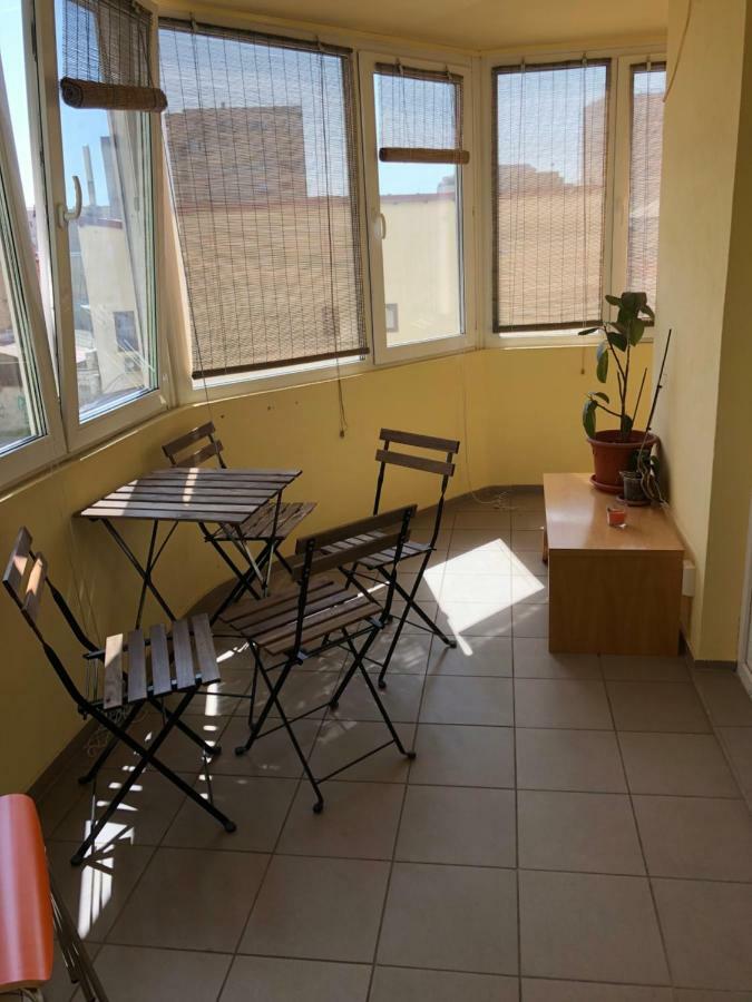 Green Apartment With Terrace 12 Bucarest Exterior foto